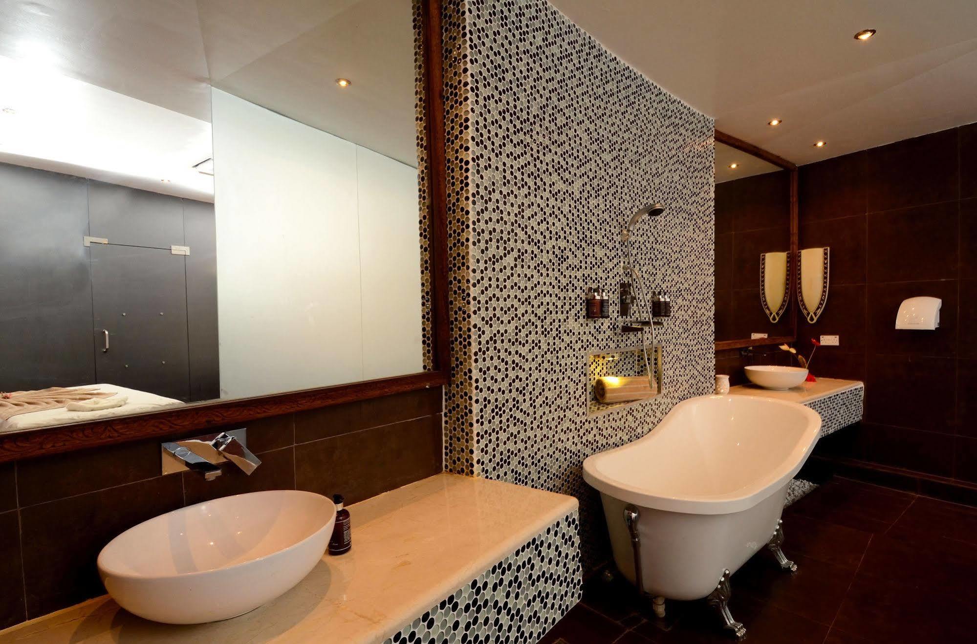 Ocean Paradise & Semesteranläggning (resort) 4*